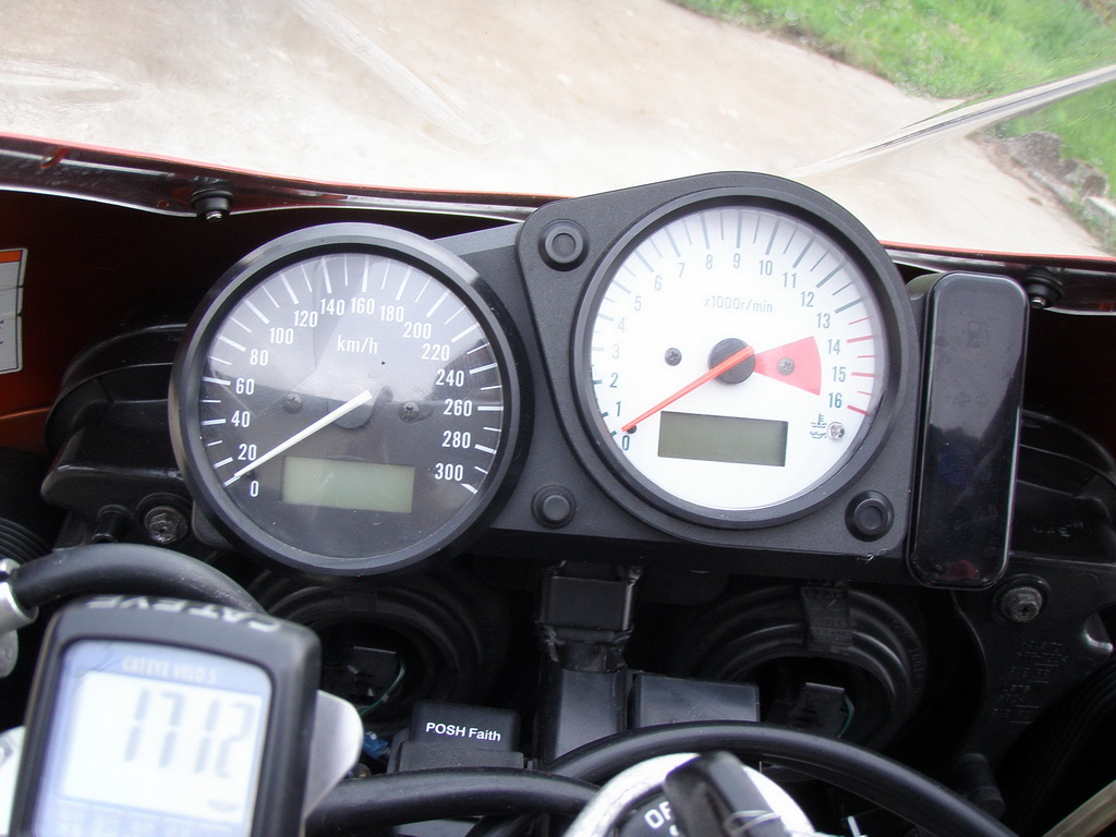 Купить мотоцикл Suzuki GSX-R750 1998 фото 18